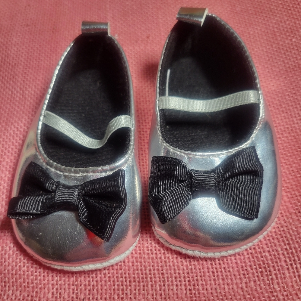 Shiny Silver Fancy Mary Jane Style Shoes